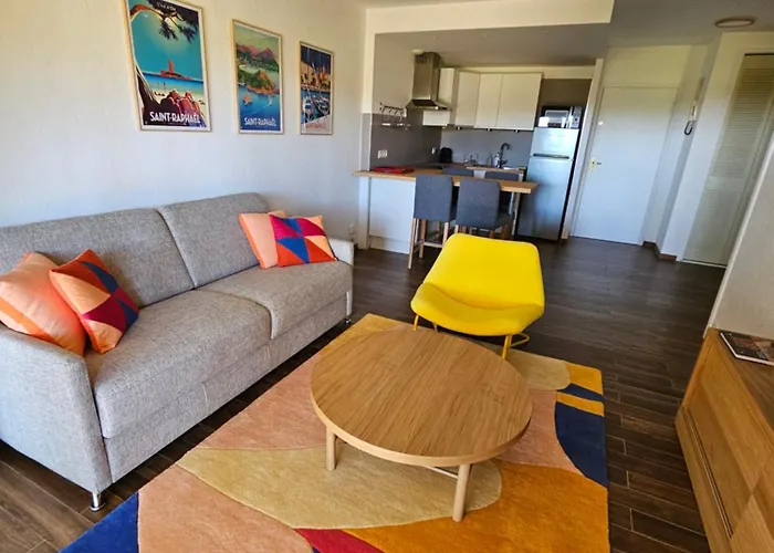 Apartamento Golf De Valescure Avec Jardin Saint-Raphaël