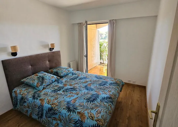 Golf De Valescure Avec Jardin *